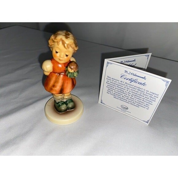 Vintage M.J. Hummel Club 25th Anniversary  "Puppet Princess" Exclusive Edition - Picture 2 of 10